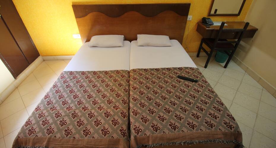 Hotel Redroof, Goa 5